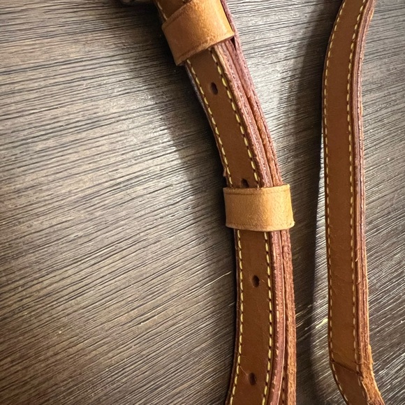 Authentic Louis Vuitton Musette Monogram Shoulder Bag! Vintage! EUC! - Picture 10 of 16